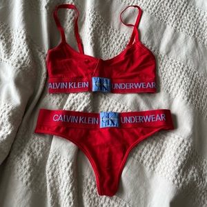 Calvin Klein Bra & Thong Set